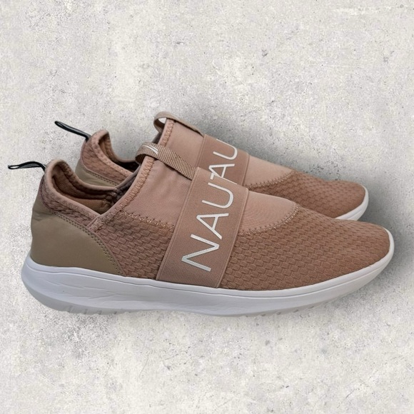 Nautica Shoes - Women’s Nautica slip on sneakers size 8